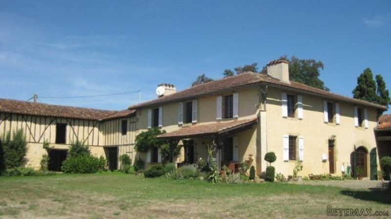 4 Bedrooms - House - Midi-Pyrenees -..