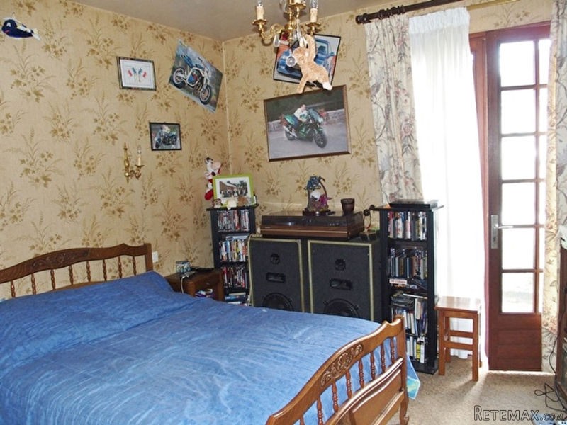 Nice Traditional House in Quiet Location - 2