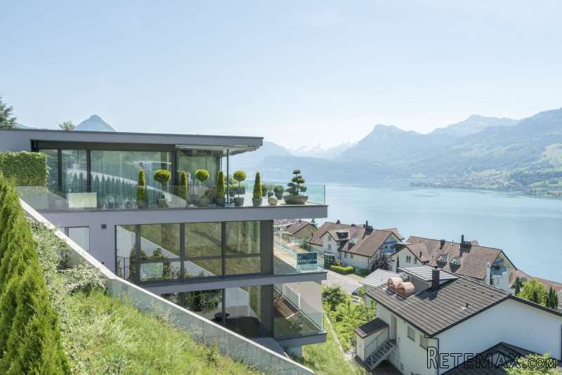 FANTASTIC VIEWS AND EXQUISITE PREMISES