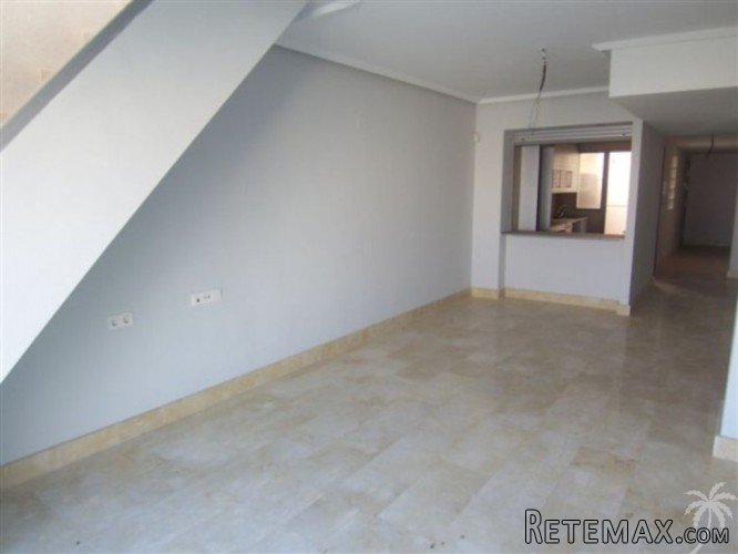Spacious apartment with stunning sea views is situated in.. - 2
