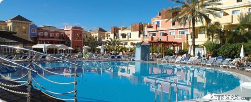 Apartment For Sale in Playa De Las..