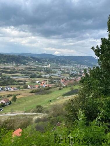 Zemljište nadomak grada Krapine sa odličnim pogledom!