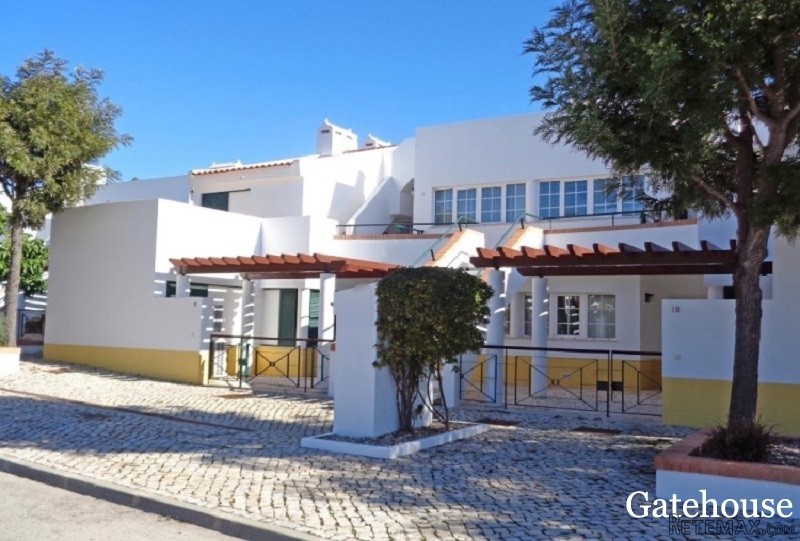 2 Beds Apartment For Sale In Vila Sol..