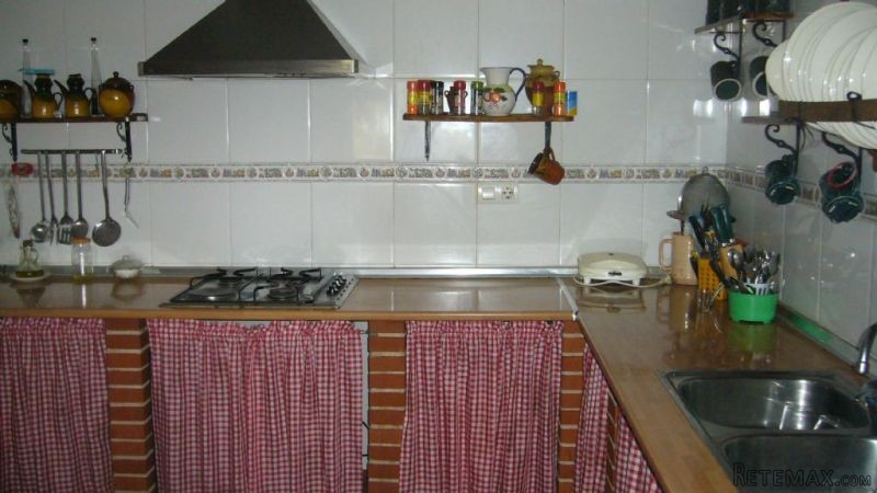 Country House With Garage For Sale In.. - 2