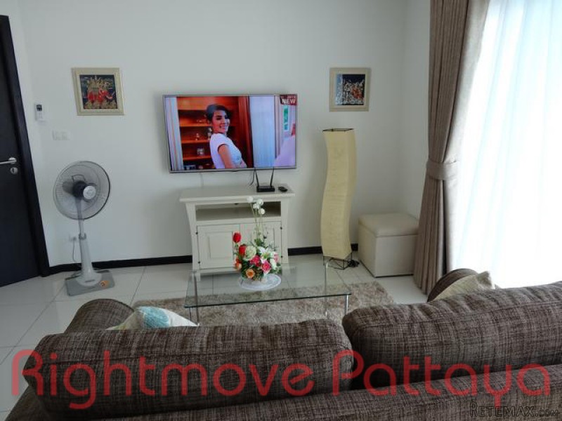 1 Bedroom Condo for sale in Pratumnak -.. - 2