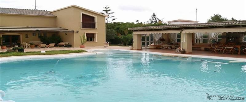 3 Bedrooms - Villa - Alicante - For Sale