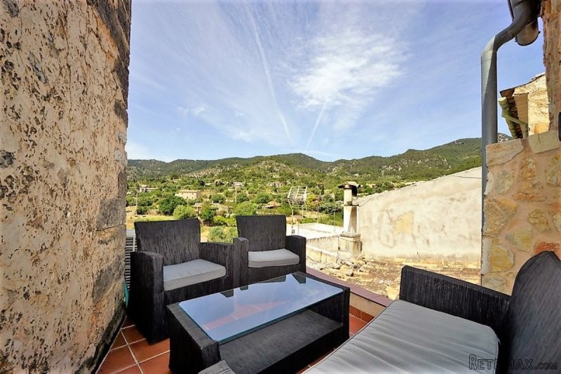 Charming village house completely..