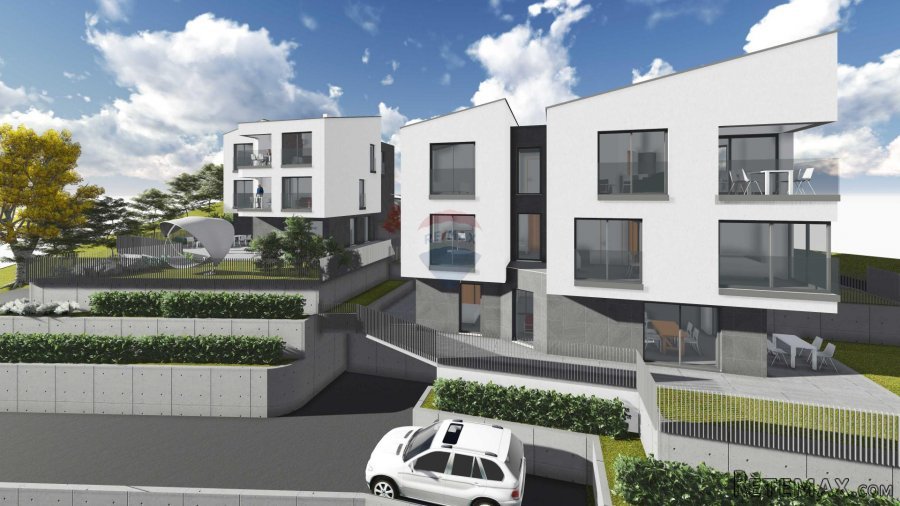 MATULJI,CENTAR- građevinsko zemljište 1233 m2 sa građ. dozvo