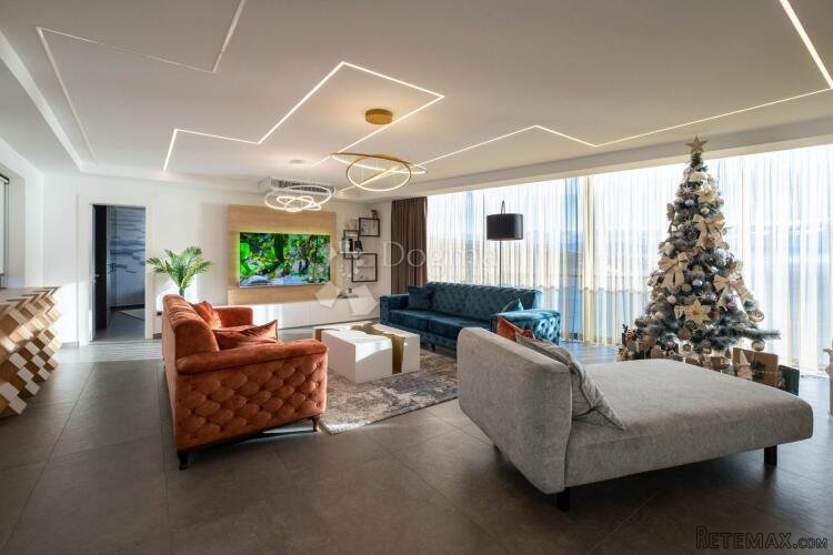OPATIJA Ekskluzivna nekretnina 227m2-s nevjerojatnim pogledo - 2
