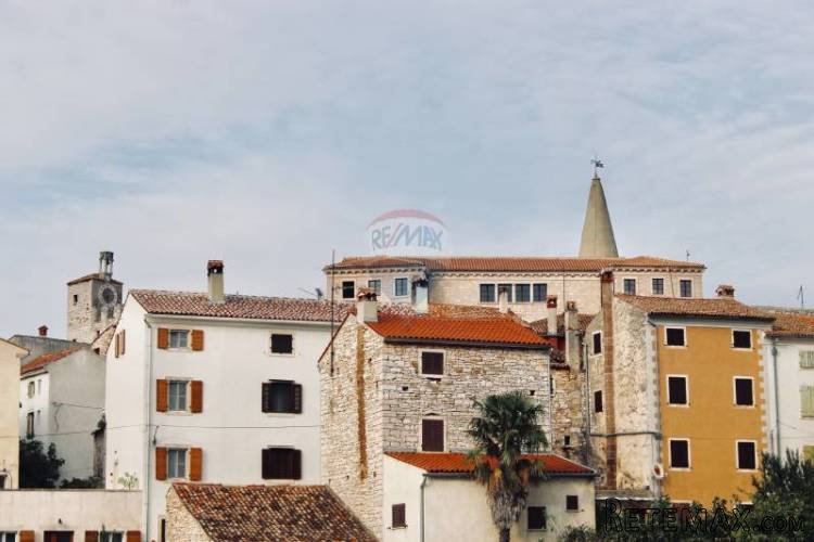 Bale, kuća s okućnicom i parkirnim mjestom