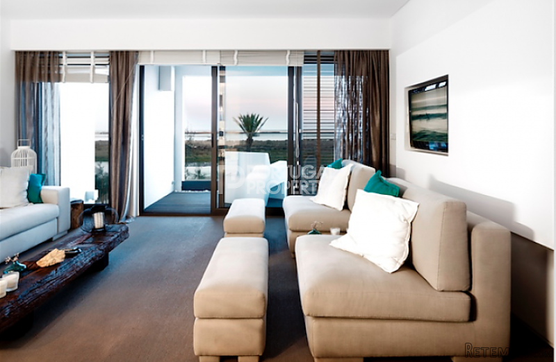 Stunning Luxury Frontline Penthouse.. - 2