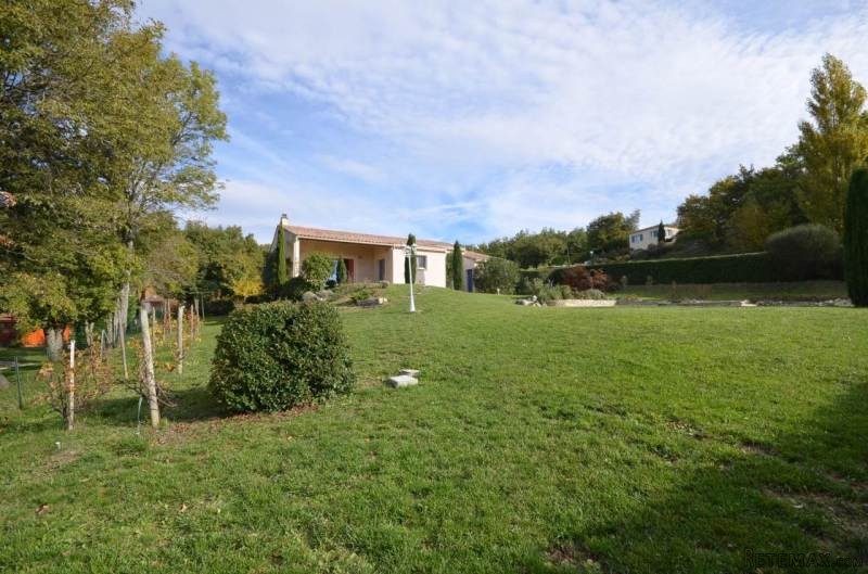 Villa With Pool And Wonderful Views