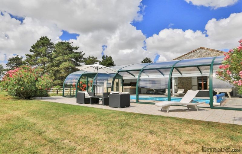 4 Bedroom Farmhouse With Stables.. - 2
