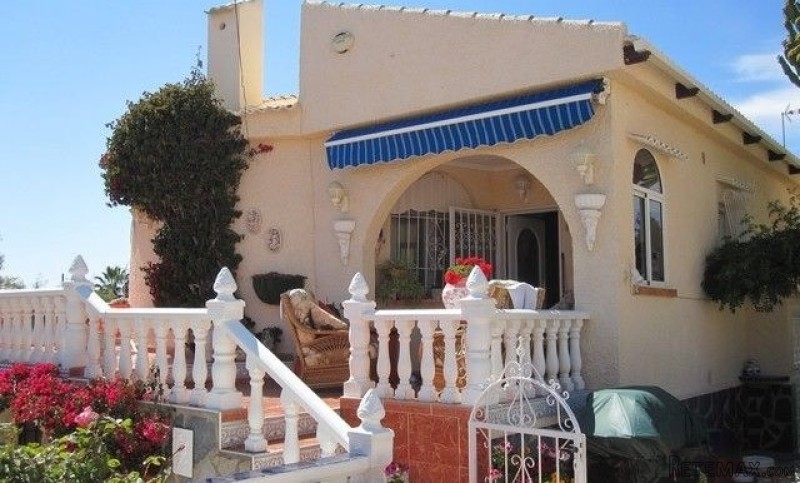 Detached Villa In El Chaparral/san..