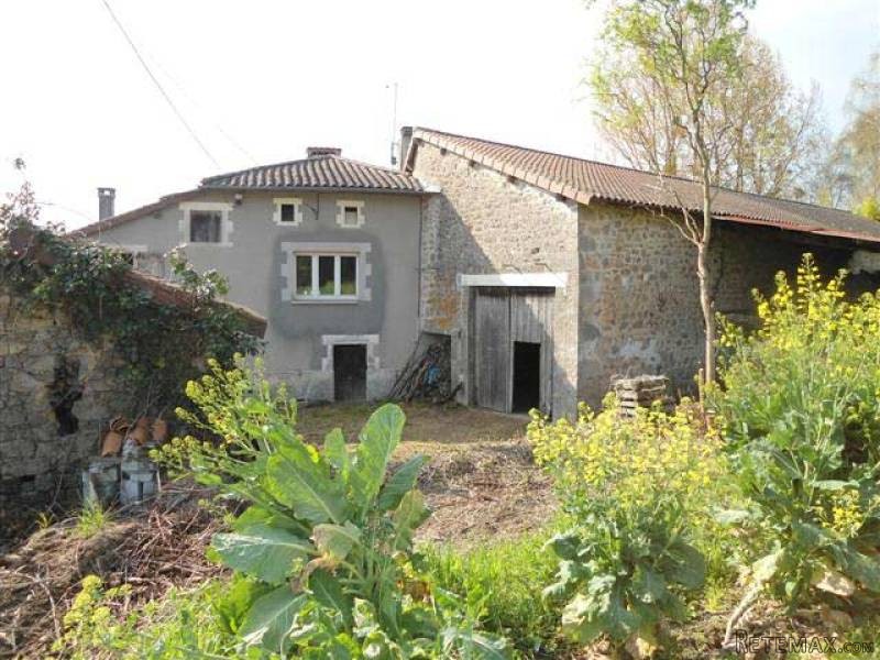 Stone House On 9,623m2 Of Land At Edge.. - 2