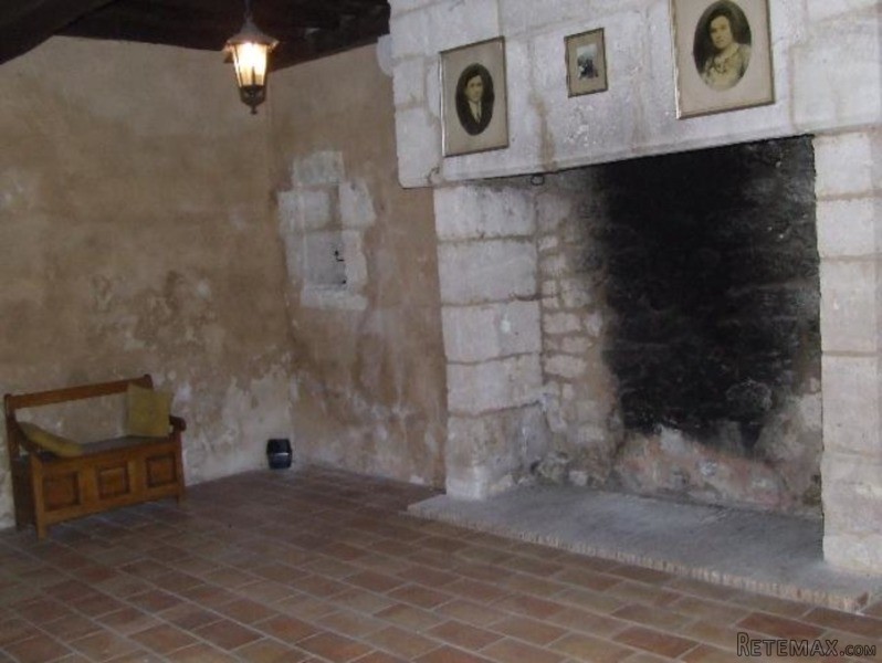 Stone House To Renovate Near Beaumont.. - 2