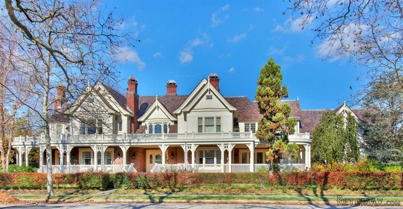 5 bedroom Detached House For Sale: 212..