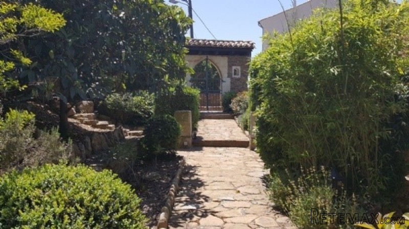 Character House With Heated Pool And.. - 2