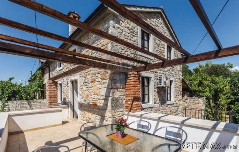 Kamena Kuća Baderna
