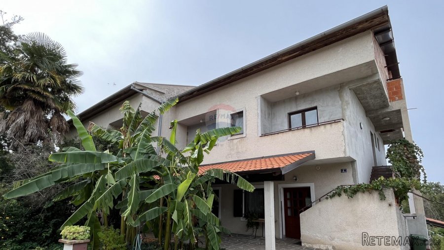 Poreč, okolica - legalizirana višestambena kuća sa pogledom - 2