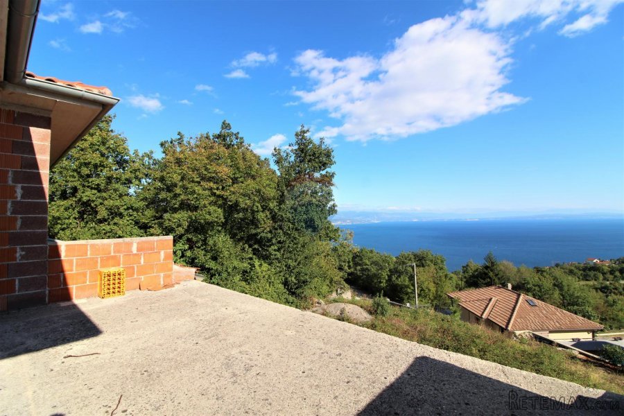 OPATIJA-samostojeća kuća s pogledom na more i velikom okućni - 3