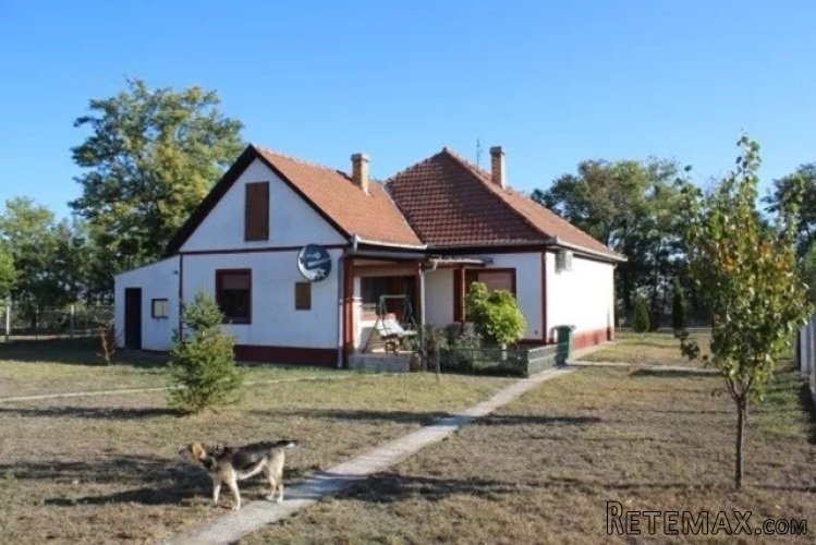 Kuca-seosko imanje Subotica-Bikovo