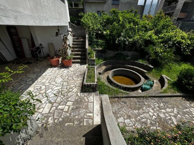 Kuća na prodaju, Rena, Bar 220.000€ - 11