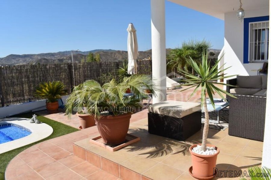NEW & EXCLUSIVE TO VOSS HOMES - An impressively presented.. - 11