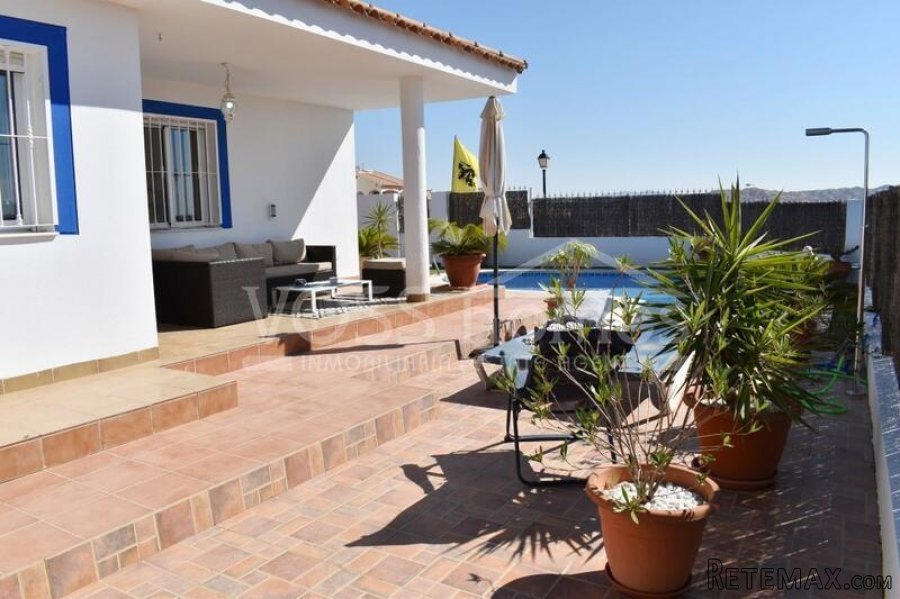 NEW & EXCLUSIVE TO VOSS HOMES - An impressively presented.. - 12