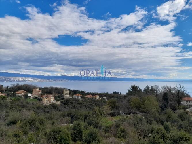 Opatija-Ika dvoetažan stan 2S+DB, 98.84 m2 - 2