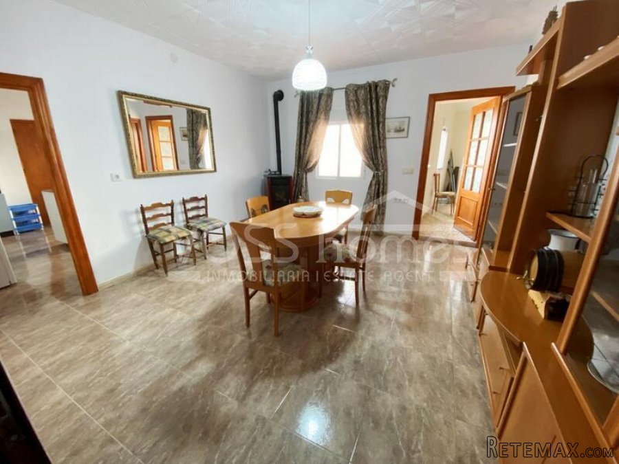NEW & EXCLUSIVE TO VOSS HOMES - A large, recently renovated.. - 13