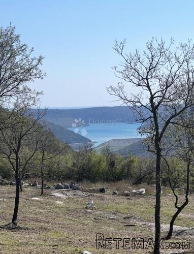 RIJETKOST NA TRŽIŠTU!! Građevinsko zemljište sa otvorenim po - 3
