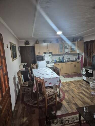 Prodajem kucu u Starim Banovcima - 15