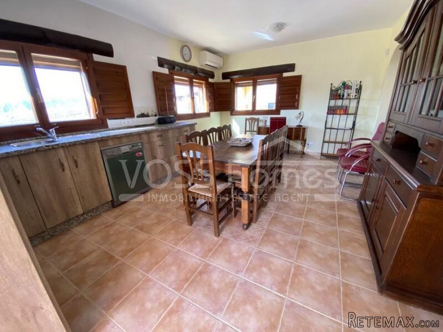 NEW TO VOSS HOMES - A beautifully designed, quality.. - 16