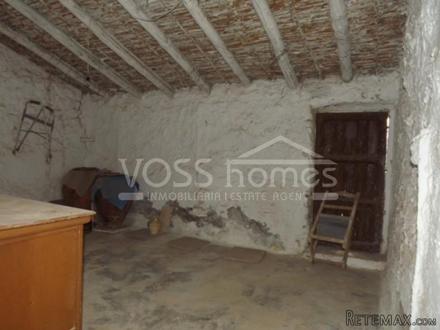 3 bed village / country house of approx 200m2 which is.. - 19