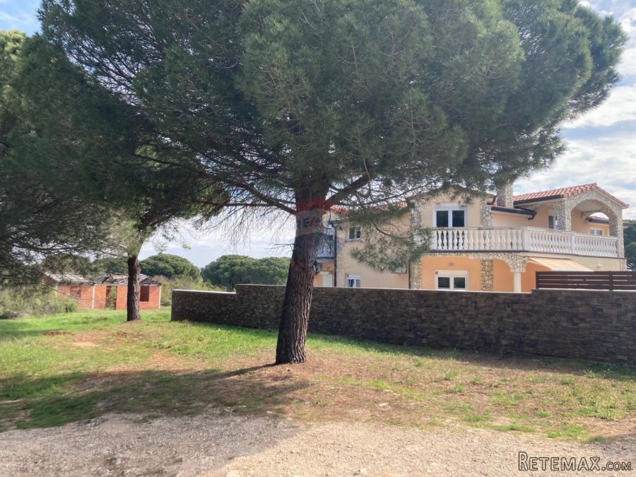 Istra,okolica Fažane,-vikend parcela 600 m od plaže - 2
