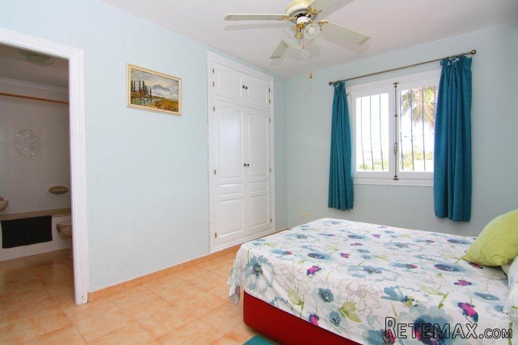 This super villa for sale in Javea is located within.. - 8
