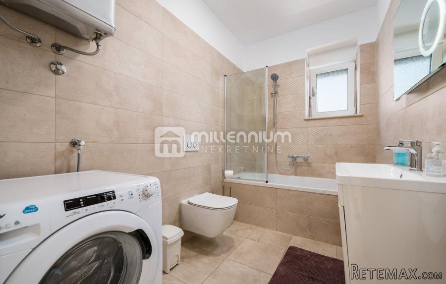 Istra, Fažana, 350m2, samostojeća vila s bazenom - 8