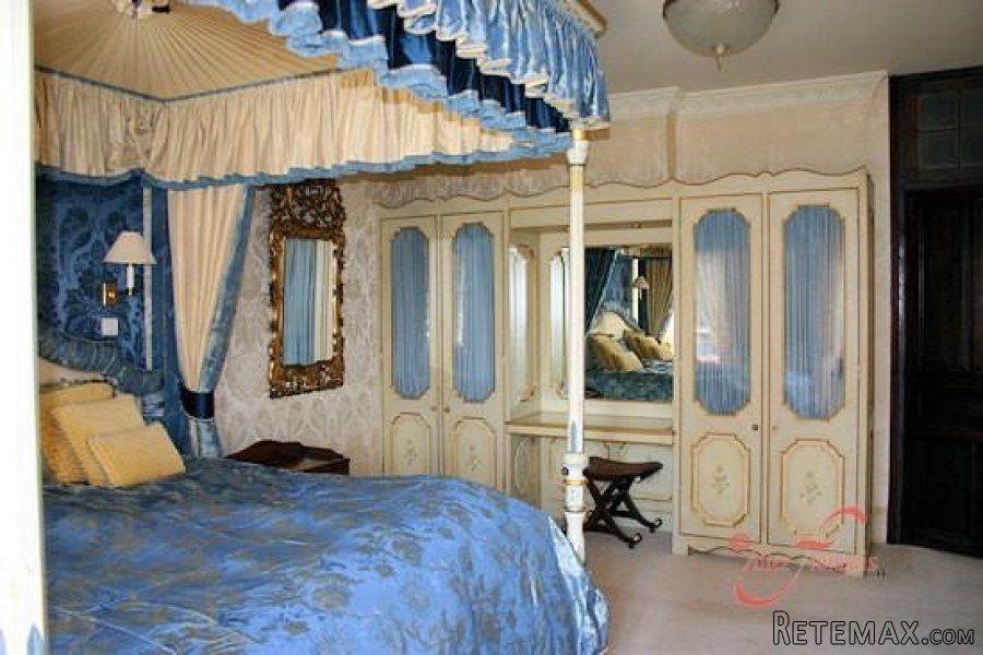 Nr Bourganeuf (23) - A stunning château / manoir sold fully.. - 9