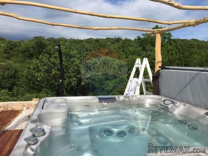 Otok Krk, Dobrinj - predivna kuća sa jacuzzijem - 10