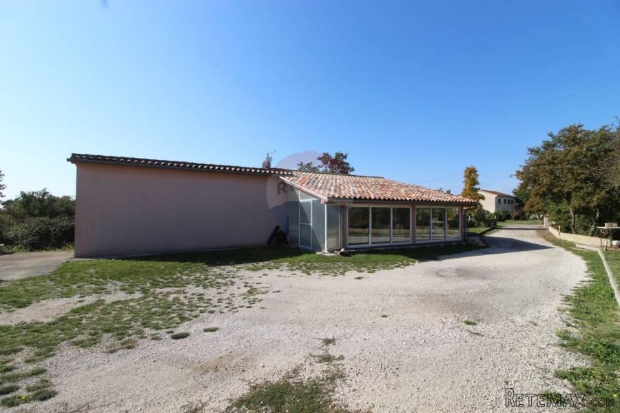 ISTRA, MARČANA - kuća na velikoj okućnici - 2