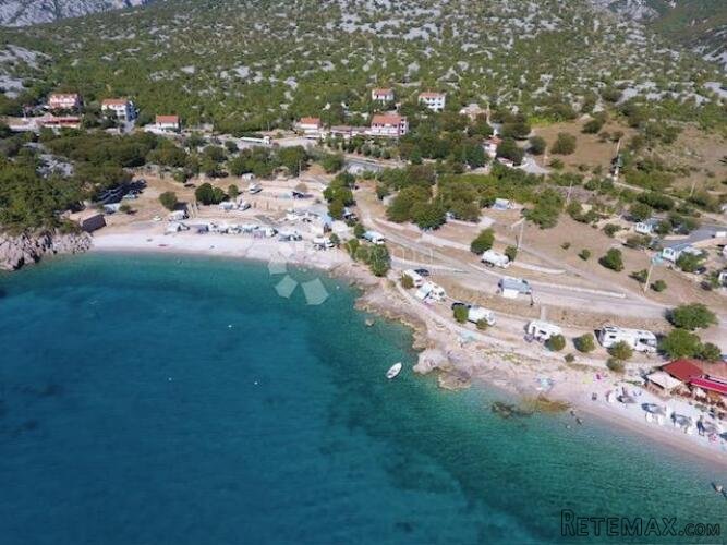 NA PRODAJU - Teren u turističkom kampu, prvi red do mora - S