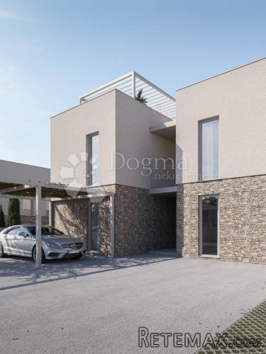 Apartman u prvom katu. Blizina mora! - 8