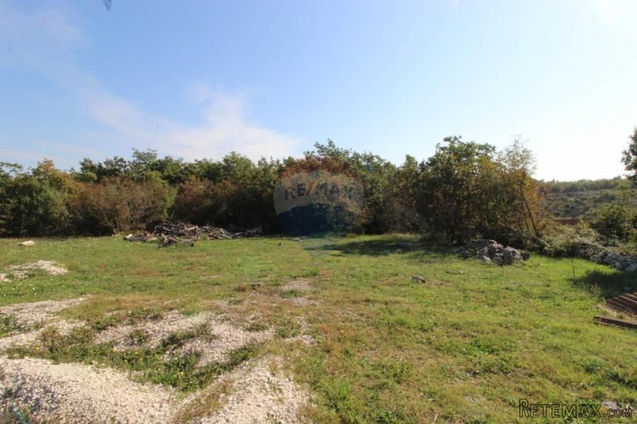 ISTRA, MARČANA - kuća na velikoj okućnici - 8