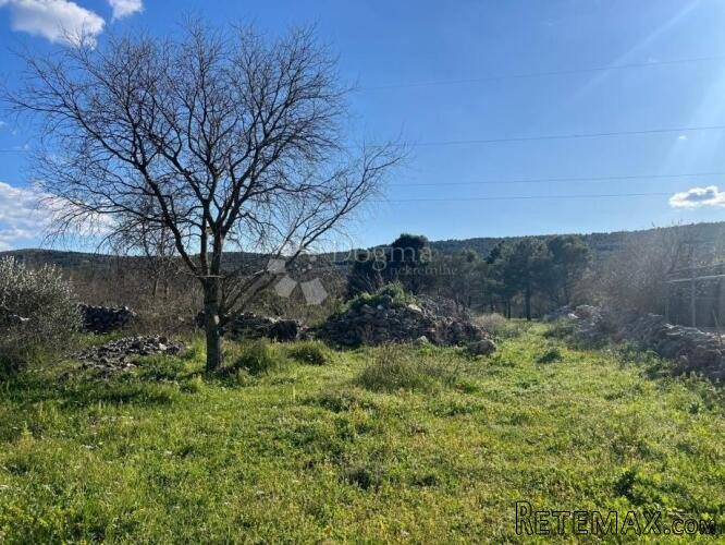 GRAĐEVINSKO ZEMLJIŠTE – DUBRAVA KOD ŠIBENIKA, 4.395 m² - 2