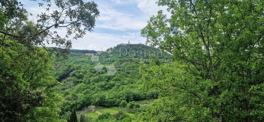 LABIN ,RABAC , zemljište sa građevinskom dozvolom i započeto - 2