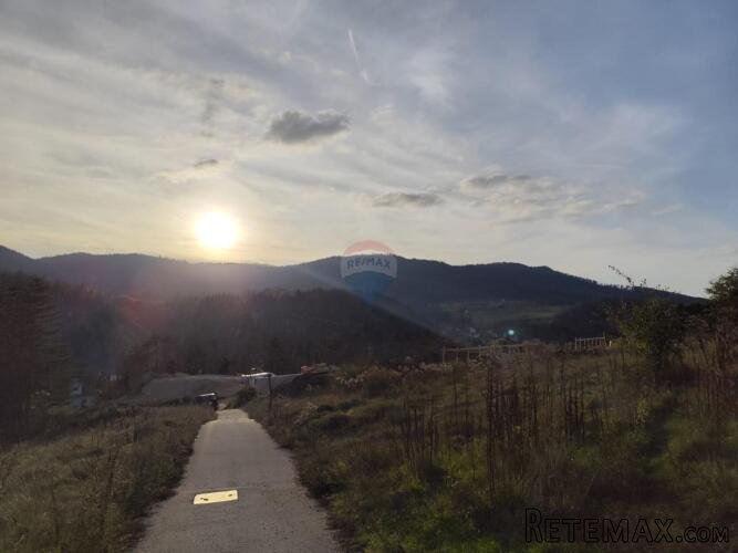 Poljoprivredno zemljište, Moravice - 1640 m2 - 2