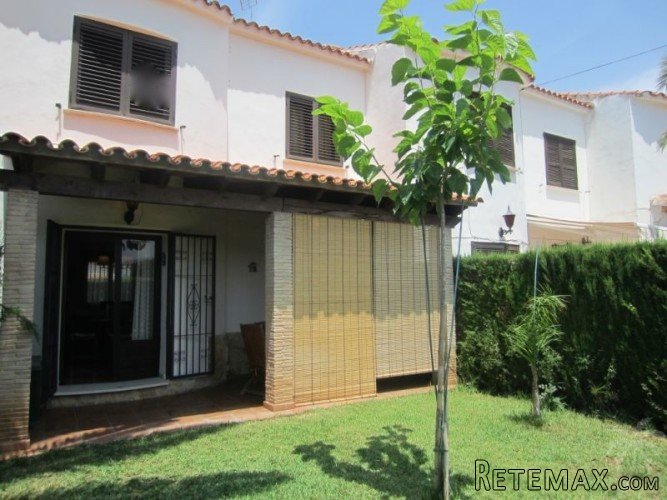 This 2 storey terraced house, with lots of charm, is.. - 3