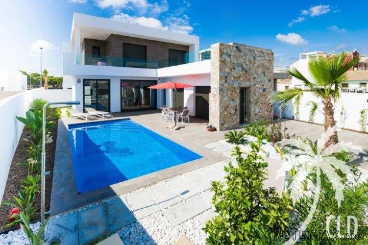 These beautiful modern villas can be found less than one.. - 2