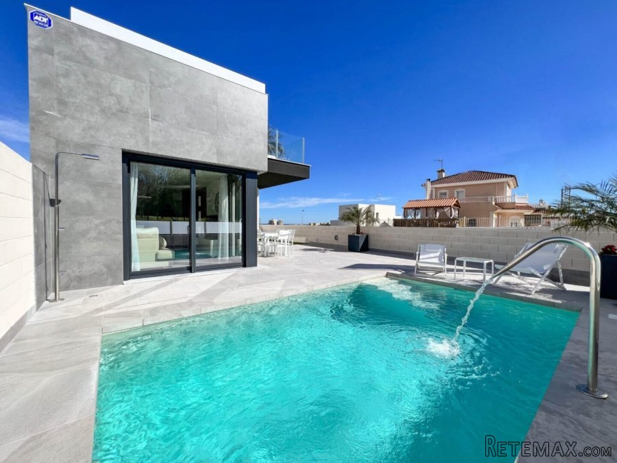 Los Altos is located just minutes from the prestigious..